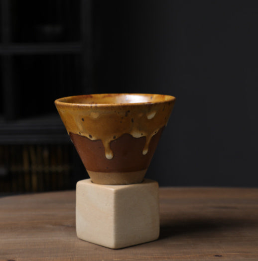 Japanische Retro-Kaffeetasse aus Steingut – Handgefertigter Stil